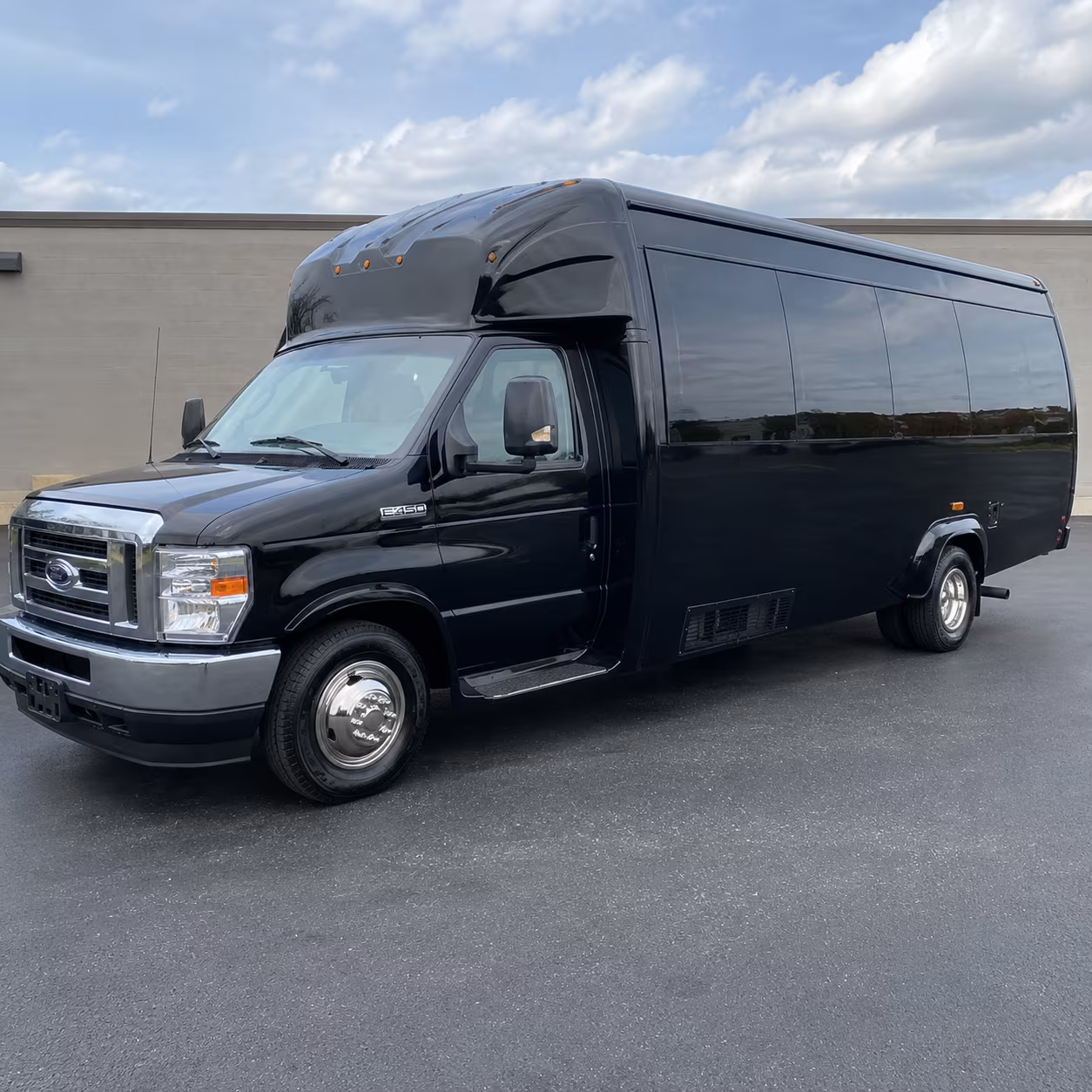 Phoenix Birthday, Sweet 16, & Quinceañera Transportation group transportation